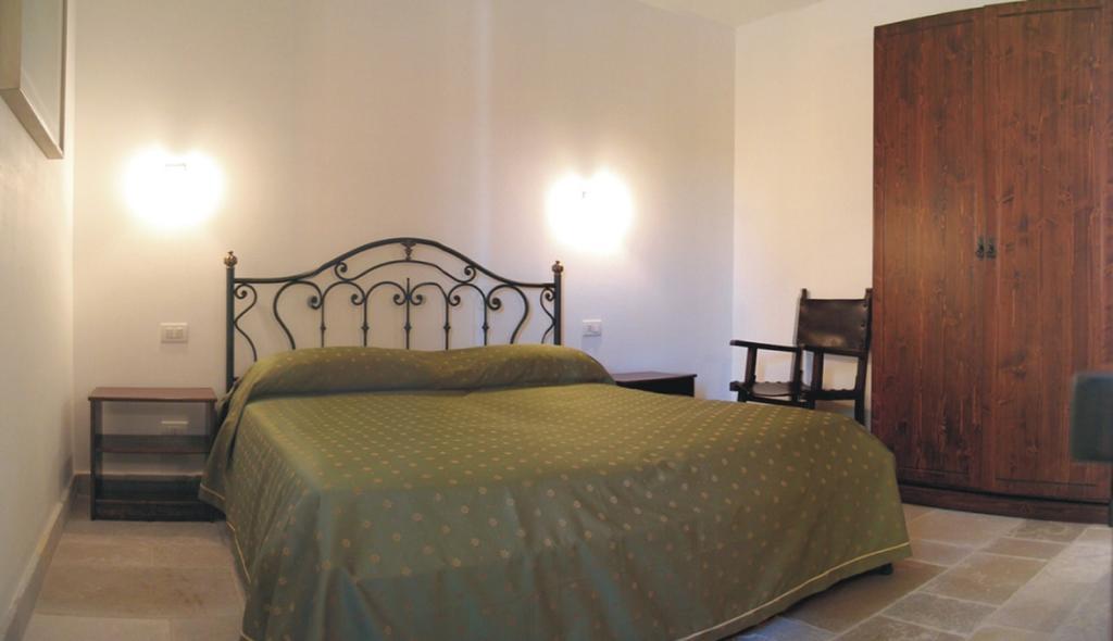 Agritria Di Umberto Anglisani Villa Ostuni Szoba fotó
